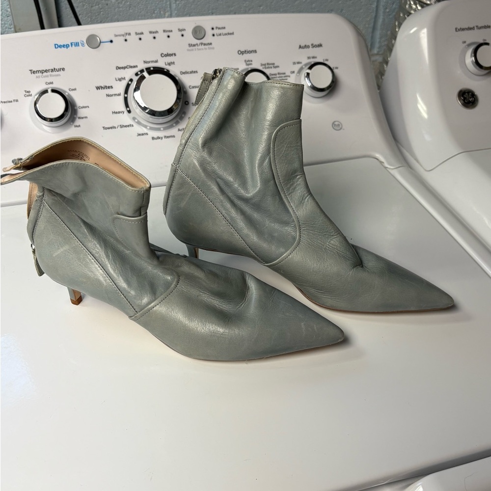 Zara Basic collection (Portugal Spain) 100% leather Elegant Gray Women's